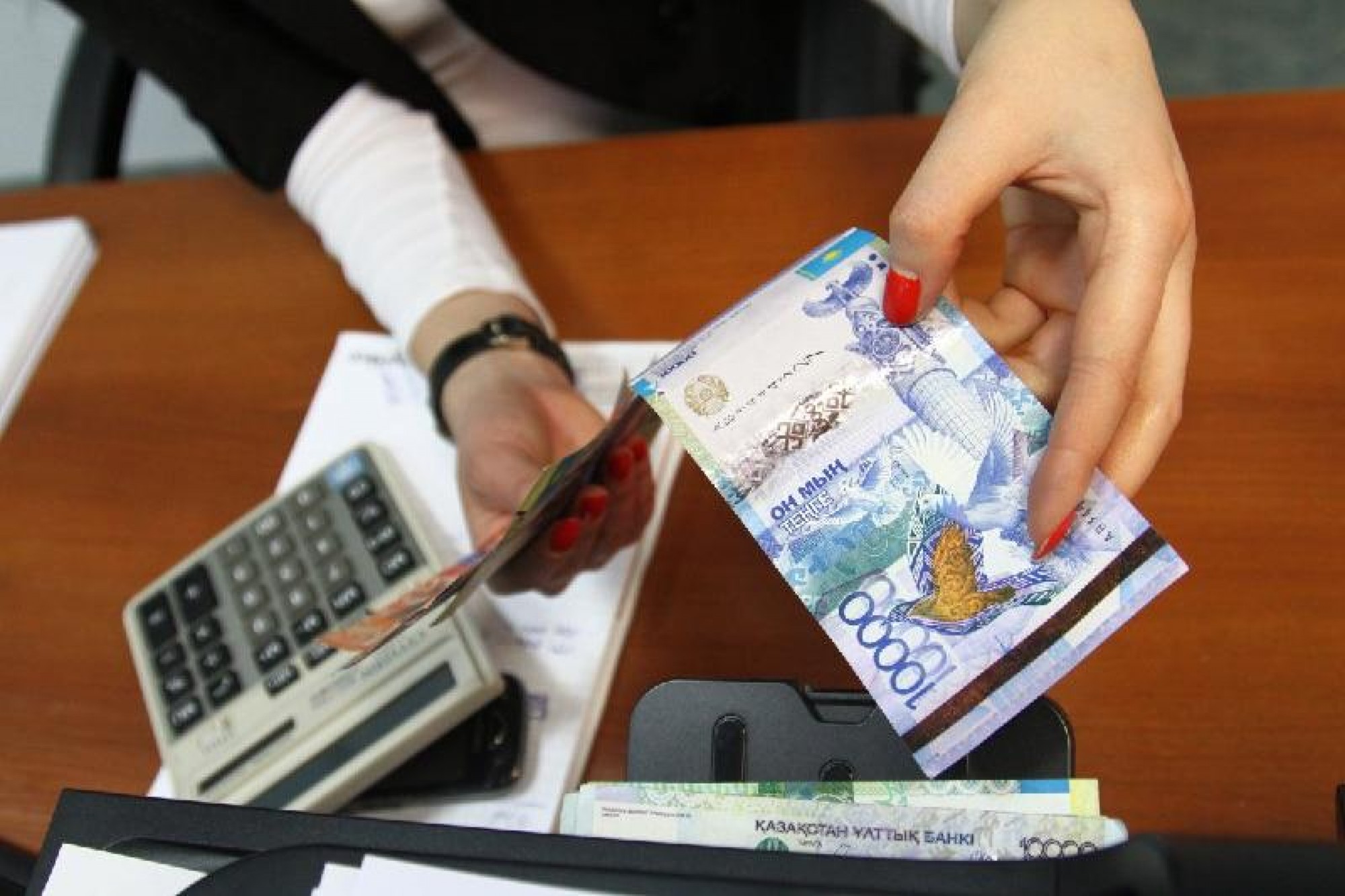 Повышение зарплаты казахстан