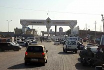 Почти на 40% превышает пропускную способность поток людей на казахстанско-узбекской границе