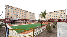 Накануне праздника в Узбекистане военнослужащим выдали 250 квартир