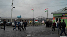 Таджикистанцы и узбекистанцы приграничья просят разрешить поездки по внутренним паспортам 