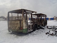 Имена 32 погибших и предварительную версию пожара в автобусе в Актюбинской области назвали в МВД РК