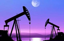 Нефть продолжает дорожать на ведущих мировых биржах