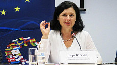 Санкции США против Ирана могут сказаться на безопасности Ирака и Афганистана – еврокомиссар