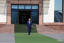 Мирзиеев отбыл в Андижанскую область