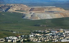 Мирзиеев поздравил своего монгольского коллегу