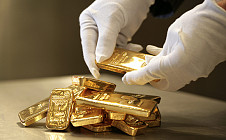 Золото подешевело по итогам вечернего межбанковского фиксинга в Лондоне в пятницу