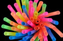 Швейцария не собирается запрещать использование пластиковых предметов быта по примеру ЕС