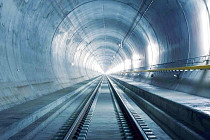 В Китае запустили первое подводное метро, соединившее два острова