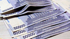 В ЦБ Узбекистана объяснили, как девальвация сума повлияла на депозиты физлиц