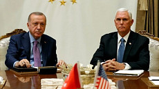 США и Турция договорились приостановить операцию Анкары в Сирии 