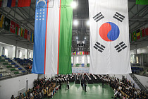 Детские сады Узбекистана получили 2 тыс. пианино от Южной Кореи