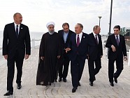 Главы пяти каспийских стран выпустили 500 особей белуги в Каспий