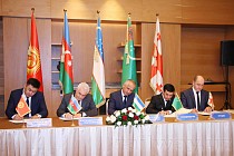Узбекистан запустит транзитный поезд в Азербайджан и Грузию в 2020 году