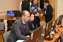 Правительство Узбекистана обязало информслужбы госорганов один раз в месяц проводить пресс-конференции