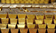 Цена на золото по итогам утреннего межбанковского фиксинга в Лондоне понизилась