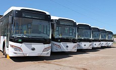 Ўзбекистон Халқ таълими вазирлиги барча мактабларнинг махсус автобуслар билан таъминланиши ҳақидаги хабарларни радъ этди  