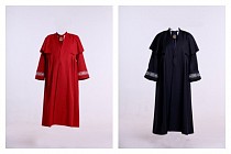 Сенаторы утвердили образцы мантии для судей