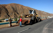 В Узбекистане объем ремонтных работ на автодорогах вырос более чем наполовину
