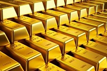 Цена на золото по итогам вечернего межбанковского фиксинга в Лондоне в пятницу понизилась