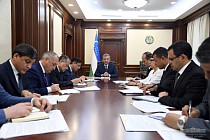 Мирзиеев поручил увеличить объемы производства автомобилей и повысить их качество