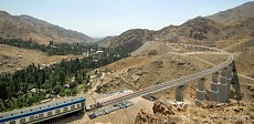 В Узбекистане запустили движение по электрифицированной железнодорожной линии Ангрен-Пап