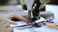 В Ферганской области Узбекистана впервые открыли мобильный цех швейного дела