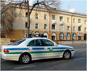 Ташкентским гаишникам запретили прятаться за деревья и заграждения