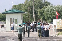 Правительство Узбекистана одобрило открытие ряда КПП на границе с Таджикистаном