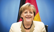 Мирзиеев поздравил Меркель с избранием канцлером Германии