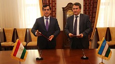 Таджикистан и Узбекистан обсудили возможности увеличения грузовых и ж/д перевозок 
