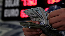 Физлицам разрешили вывозить из Узбекистана иностранную валюту до 100 млн сумов