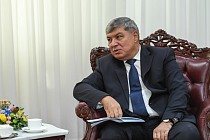 Президент Тошкент вилоятининг янги ҳокимини тайинлади
