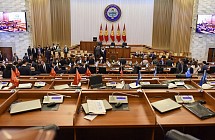 Парламент Кыргызстана выразил вотум недоверия правительству Сапара Исакова