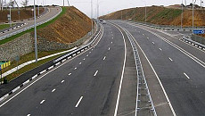 ҚР парламенти Ўзбекистон билан халқаро автомобиль алоқаси тўғрисидаги келишувга ўзгартишларни маъқуллади