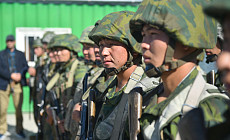 Кыргызстан и Таджикистан договорились о полном отводе боевой техники и военных с приграничных территорий