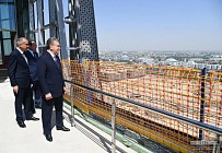 Мирзиеев осмотрел стройплощадку Tashkent City