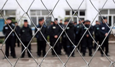 Президент Узбекистана помиловал 58 заключенных