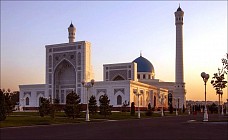 В Управлении мусульман Узбекистана подписан меморандум с Кембриджским форумом по ЦА