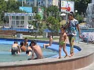 На большей территории Узбекистана температура воздуха прогреется до 43 градусов во вторник