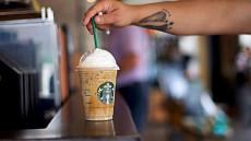 В Калифорнии ограничат использование в ресторанах пластиковых соломинок