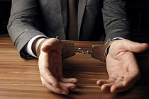 Афганская полиция арестовала кандидата в депутаты при попытке бегства за границу