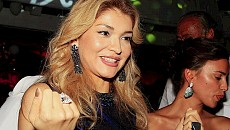 Находившаяся под стражей дочь экс-главы Узбекистана Гульнара Каримова улетела в Дубай – СМИ