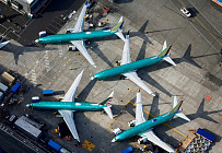 Boeing выделит $100 млн на помощь семьям погибших при крушении двух Boeing 737 MAX